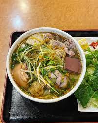 Bún Bò Huế size đặc biệt